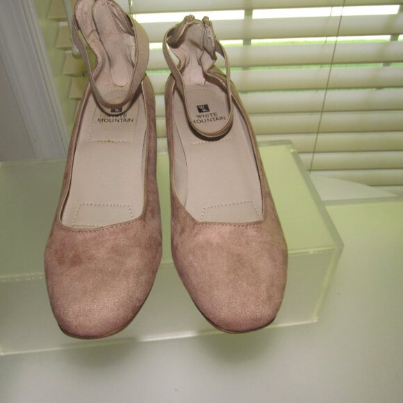 White Mountain Makayla Taupe Suede Block Heel Ankle Strap Pumps Women’s 8M - Picture 5 of 9